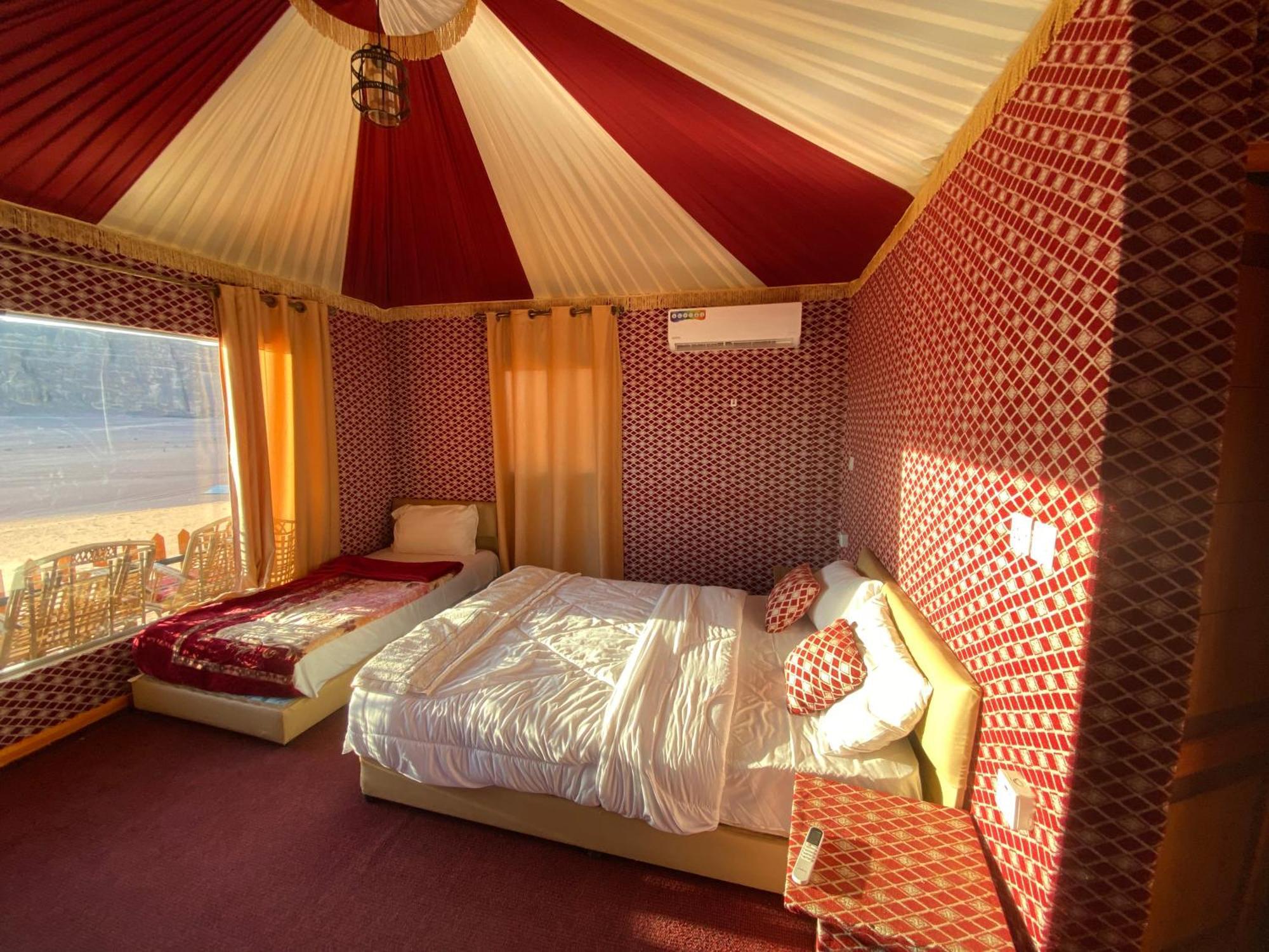 Angelina Wadi Rum Camp 外观 照片