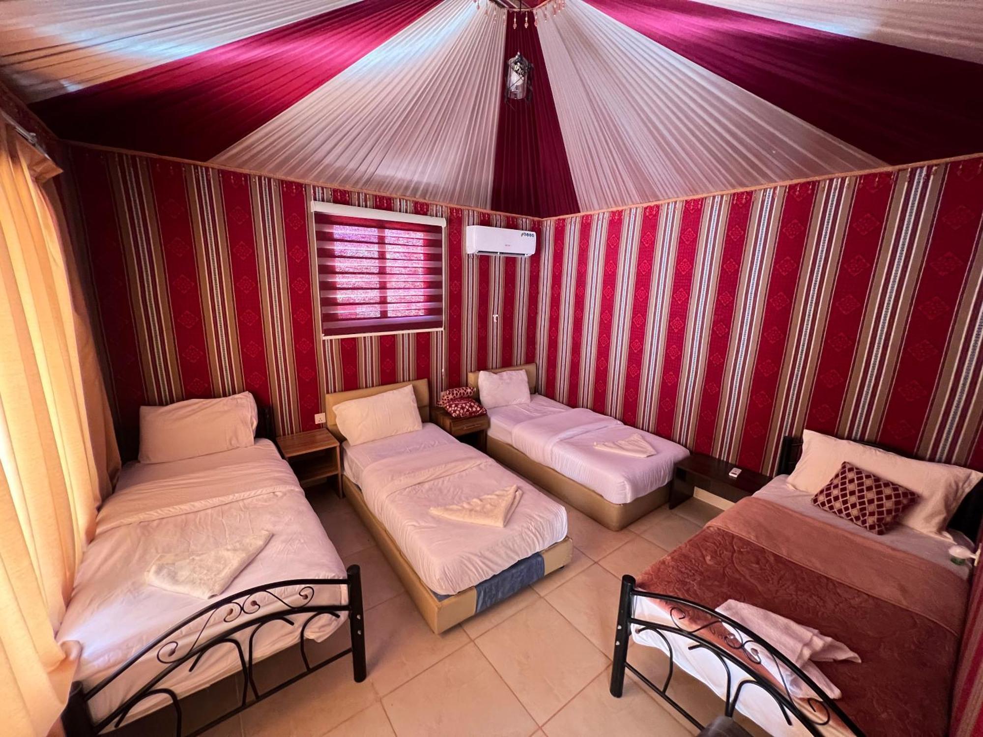 Angelina Wadi Rum Camp 外观 照片